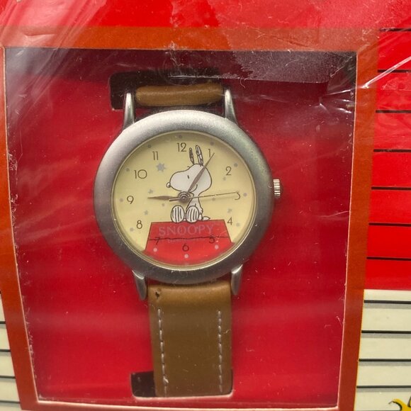 Peanuts Snoopy Wristwatch w/ Leather Strap & Original Packaging main image 5